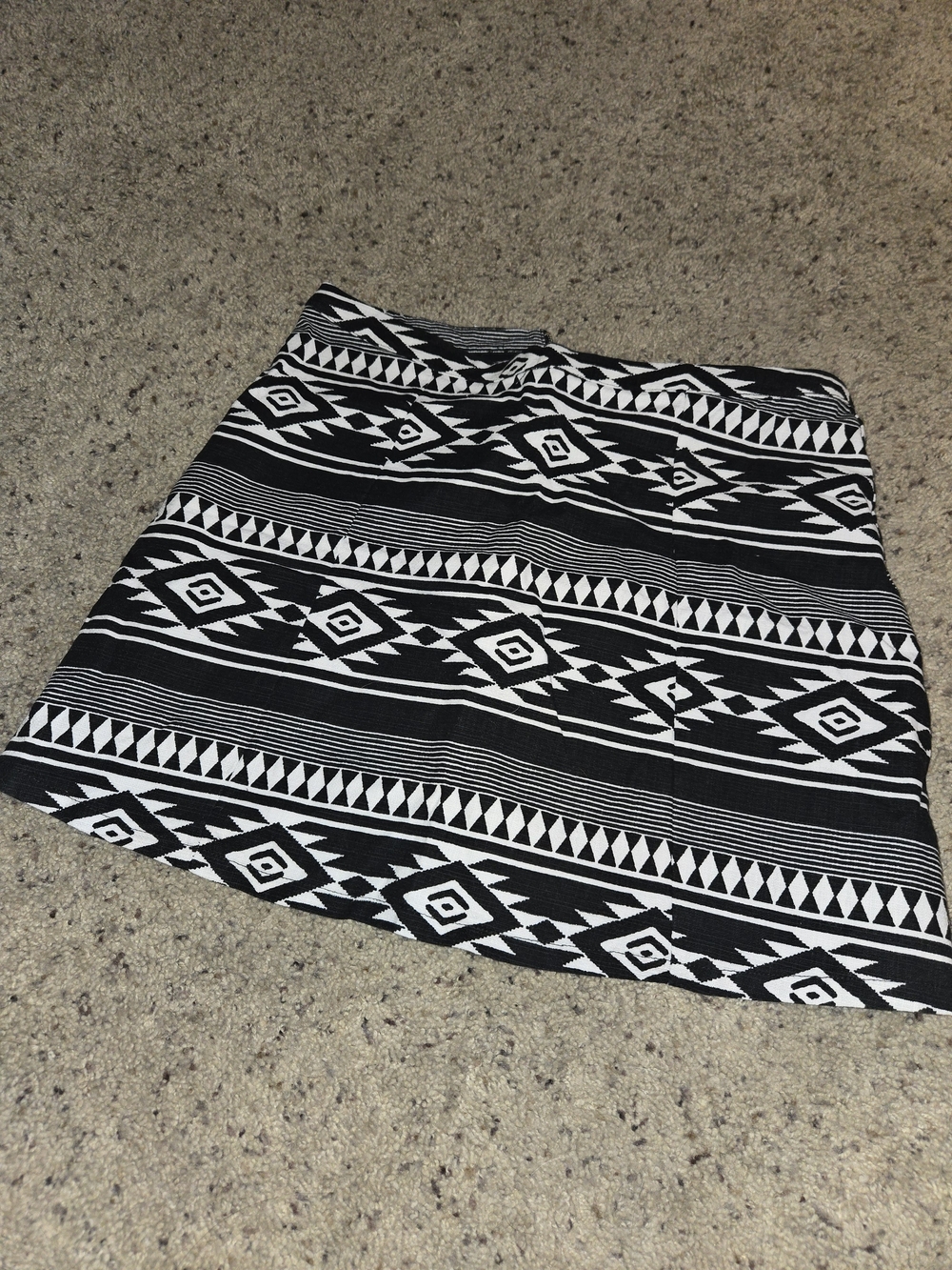 Hollister Black and White Aztec Print Skirt